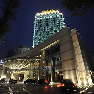 Minshan Hotel